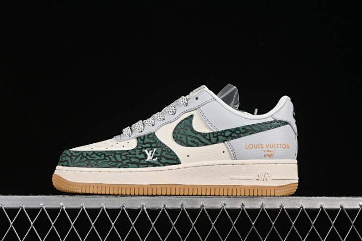 Picture of Air Force 1 _SKUfw19954389673544842fw